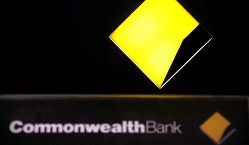 A Commonwealth Bank logo adorns an Automatic Tellar Machine (ATM) located in Sydney, Australia Nov. 12, 2014.  (Reuters/David Gray/File Photo)
