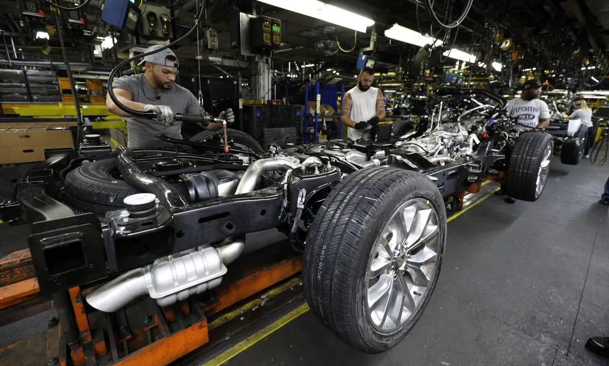 The all-new 2018 Ford Expedition SUV goes through the assembly line at the Ford Kentucky Truck Plant  in Louisville, Kentucky on Oct. 27, 2017. (Photo by Bill Pugliano/Getty Images)