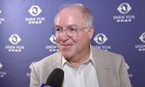 Business Owner Finds His Experience at Shen Yun Inspirational and Uplifting