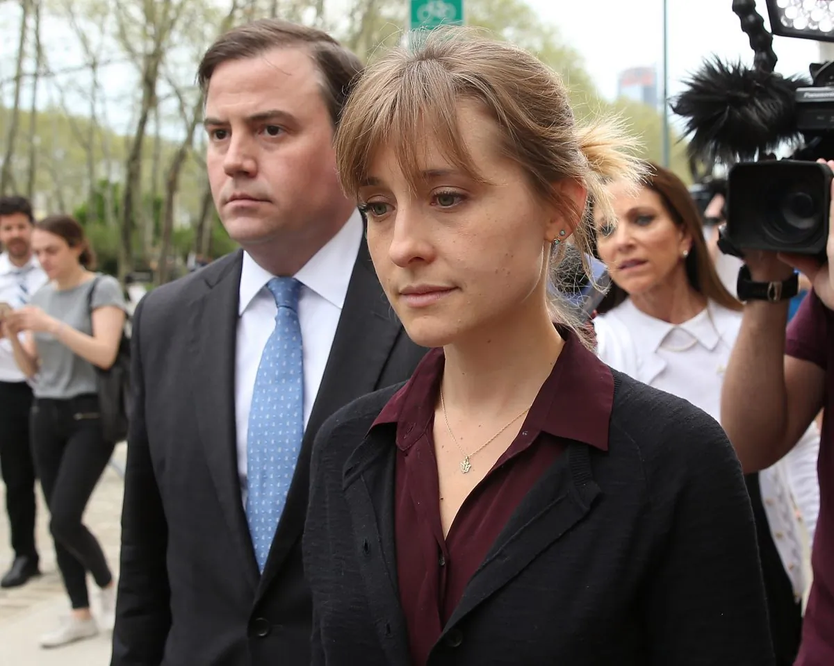 Actress Allison Mack (R) departs the United States Eastern District Court after a bail hearing in relation to the sex trafficking charges filed against her in the Brooklyn borough of New York City, on May 4, 2018. (Jemal Countess/Getty Images)