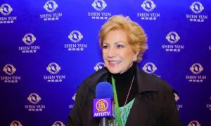 Shen Yun Opens in Mexico City to a Packed House