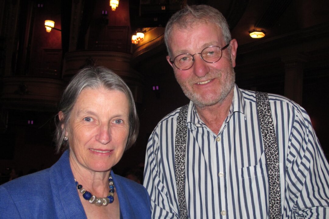 Lady Catherine and Sir Peter Erskine enjoyed Shen Yun at the Festival Theatre Edinburgh on May 21, 2018. (Mary Mann/Epoch Times)