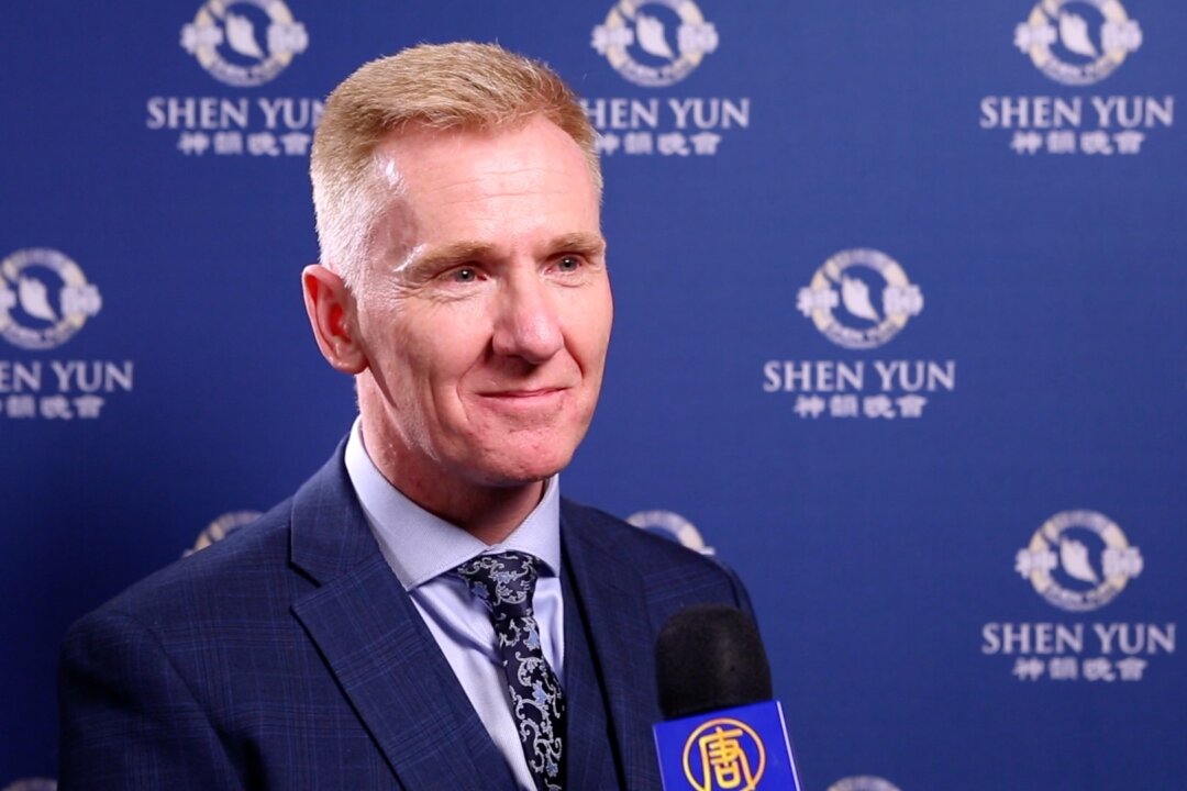 Roger Kincaid enjoyed the Shen Yun performance at the Festival Theatre in Edinburgh on May 21, 2018. (NTD Television)