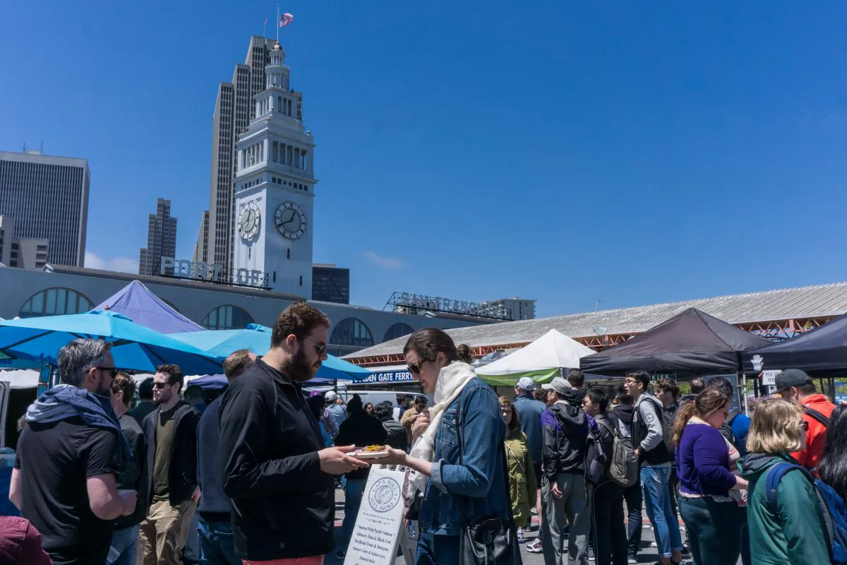 The Ferry Plaza Farmers Market is a mecca of fresh, local foods and other treasures. (Crystal Shi/The Epoch Times)