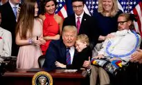 Trump Signs Bill to Allow Patients to Try Experimental Treatments