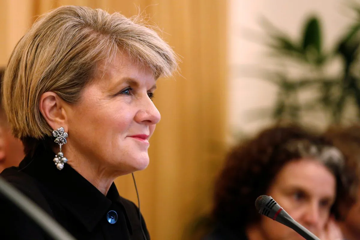 Australia's Foreign Minister Julie Bishop attends a meeting with Vietnam's Deputy Prime Minister and Foreign Minister Pham Binh Minh in Hanoi, Vietnam May 28, 2018. (Reuters/Kham)