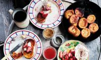 Tiramisu French Toast With Strawberries
