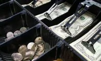 New York Shops Must Accept Cash, City Council Rules