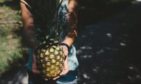 8 Impressive Health Benefits of Pineapple