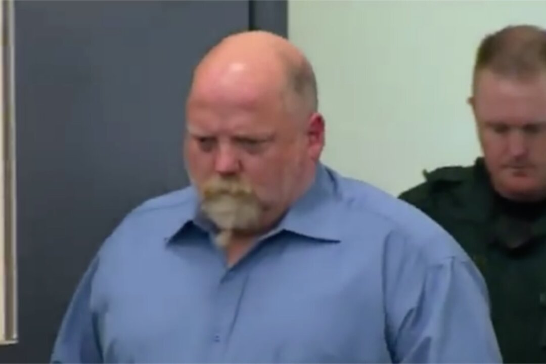 DNA Sample Pinpoints Trucker to 30-Year Cold Case | The Epoch Times