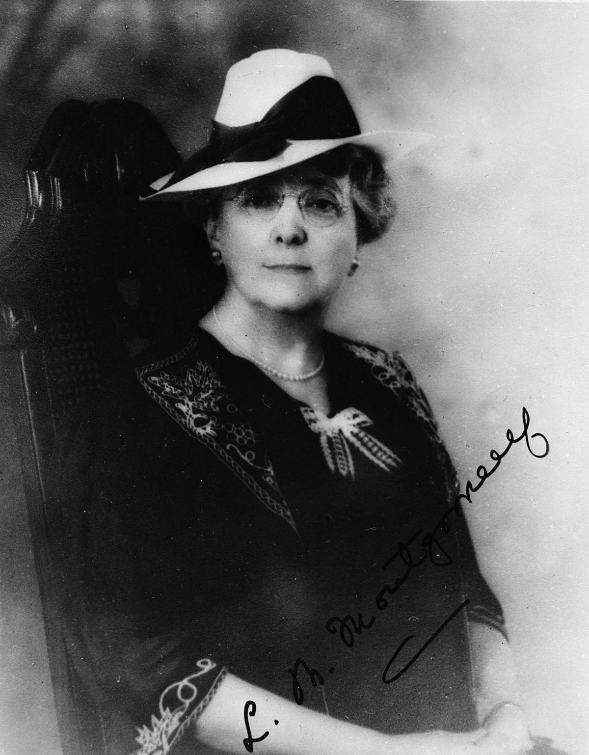 LM montgomery