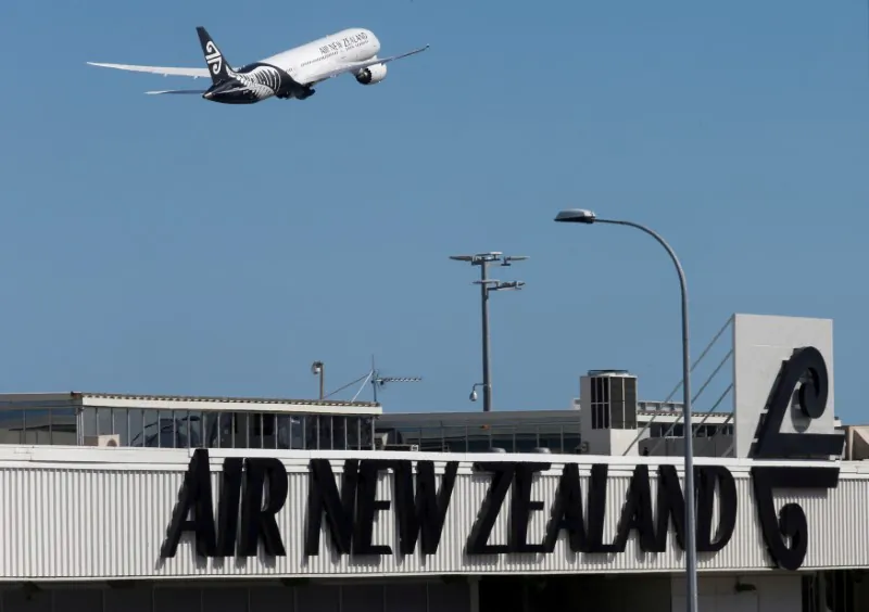 An Air New Zealand Boeing Dreamliner 787 takes off from Auckland Airport in New Zealand, on Sept. 20, 2017.   (Reuters/Nigel Marple/File Photo)