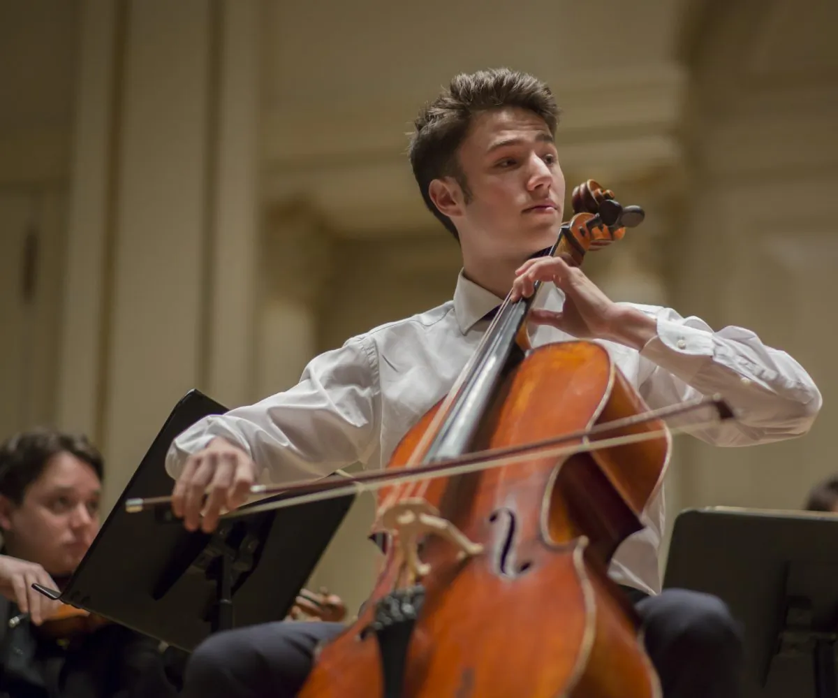 Alexander Rohatyn, the 18-year-old New York cellist, finds genuine joy in sharing his music, and soon he heads to Harvard and the New England Conservatory. (James Eden)