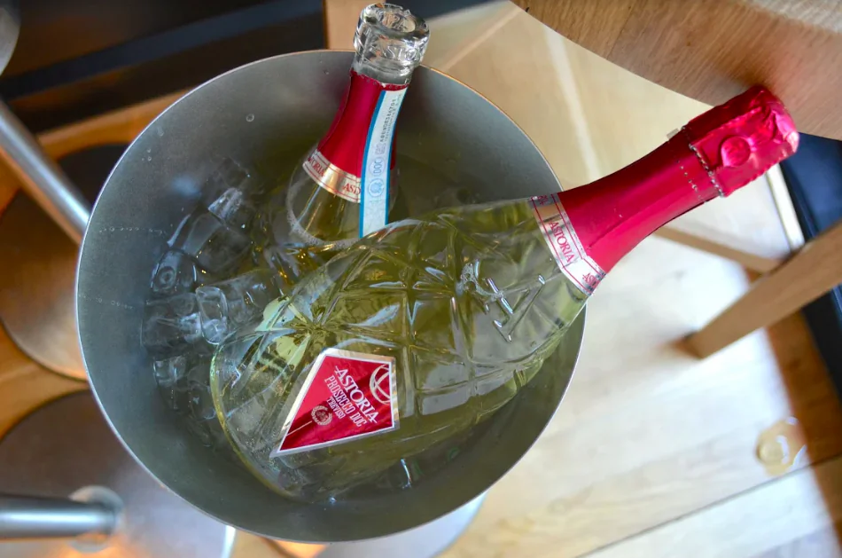 Astoria's Extra Dry Prosecco has a more classic pear, apple, and floral profile. (Ruth Tobias)  
