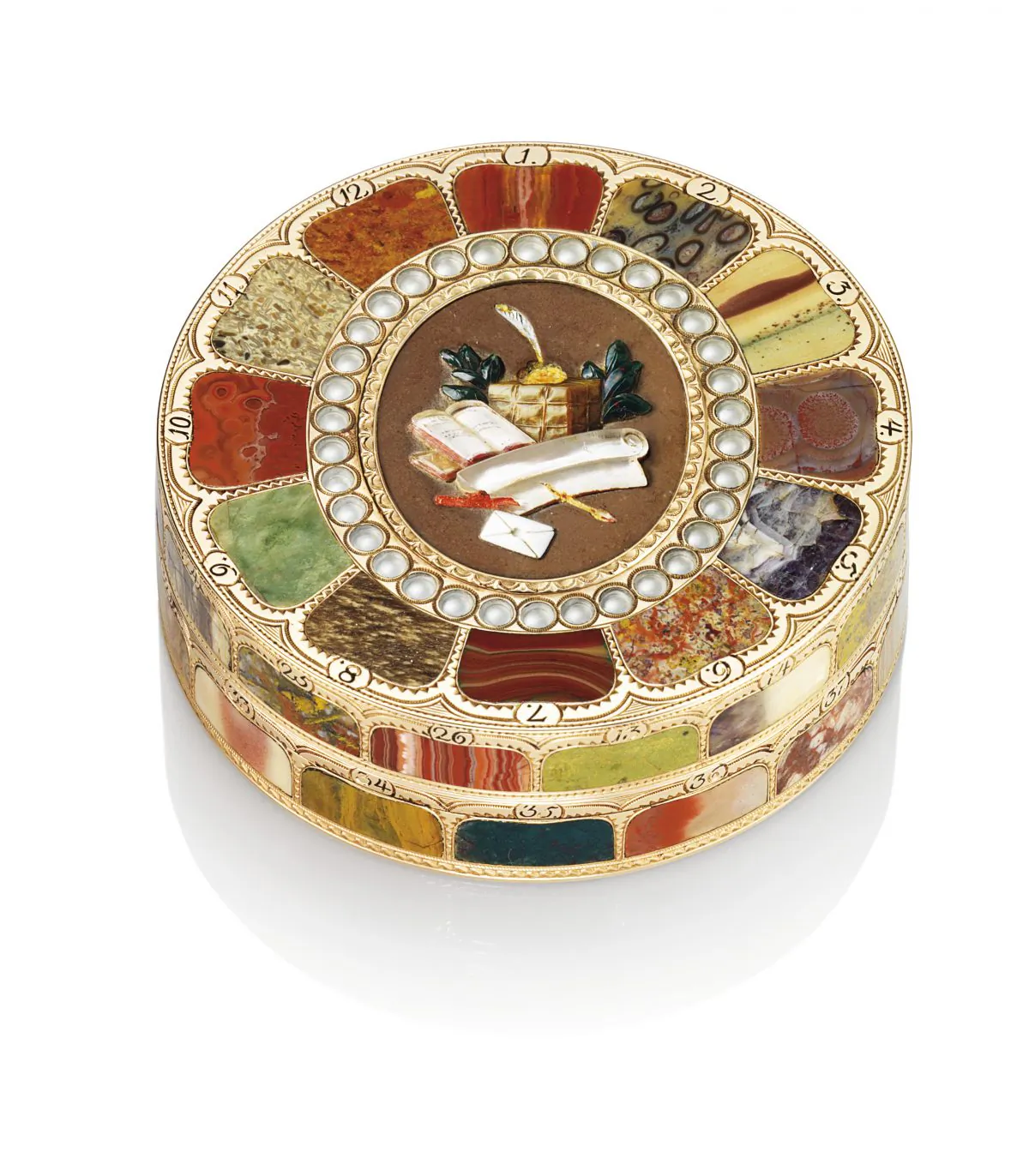 “A Saxon Hardstone and Gold Bonbonnière” by Johann Christian Neuber, Dresden, circa 1785,
Estimate: $330,250 to $462,350. (Christie's Images Ltd. 2018)