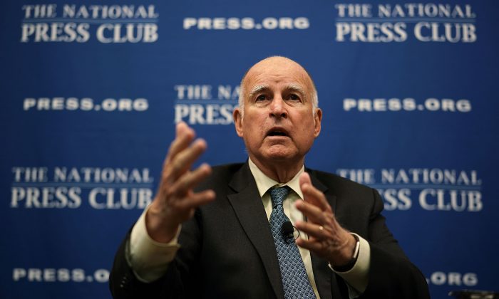 California Governor Pardons Refugees Slated For Deportation | The Epoch ...