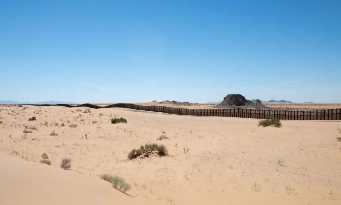 The U.S.-Mexico in the Tucson Sector near Yuma, Ariz., on May 25, 2018. (Samira Bouaou/The Epoch Times)