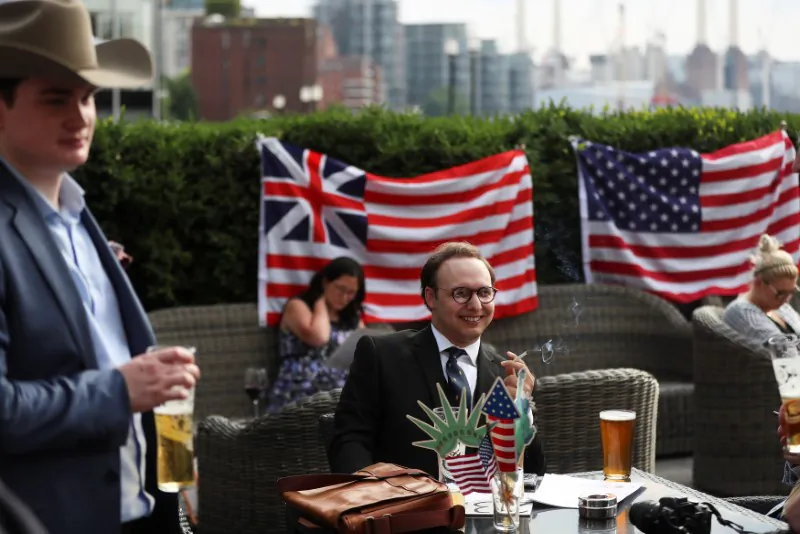 People attend a Young Republicans event in London, July 4, 2018. (Reuters/Simon Dawson)