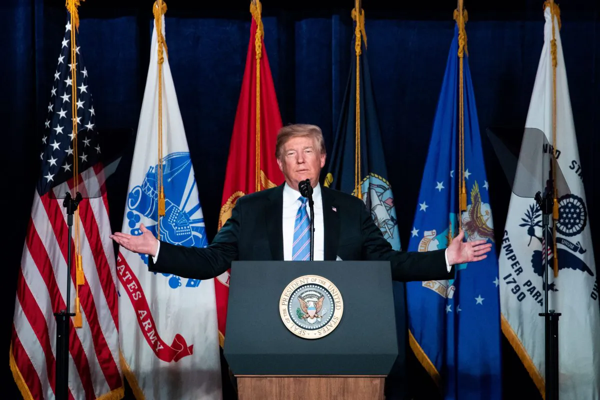 President Donald Trump delivers remarks at the Salute to Service Dinner in White Sulphur Springs, W. Va., on July 3, 2018. (Samira Bouaou/The Epoch Times)