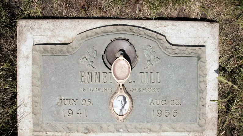 A plaque marks the gravesite of Emmett Till at Burr Oak Cemetery May 4, 2005, in Aslip, Ill. (Scott Olson/Getty Images)