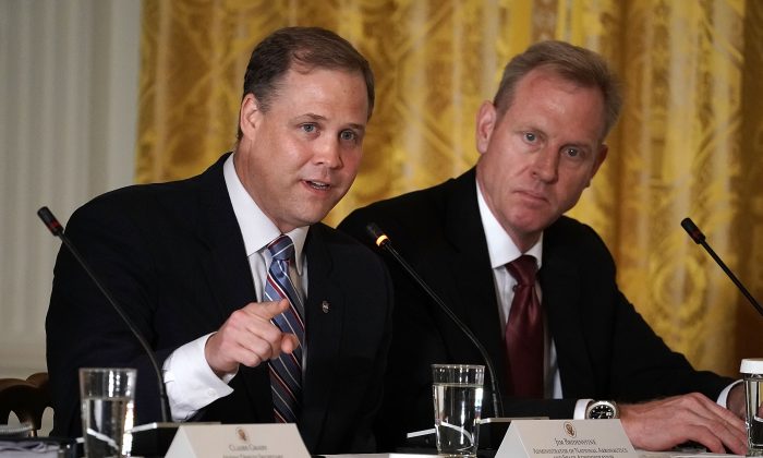 NASA Administrator Jim Bridenstine (L) speaks during a meeting of the National Space Council at the East Room of the White House June 18, 2018 in Washington. (Alex Wong/Getty Images)