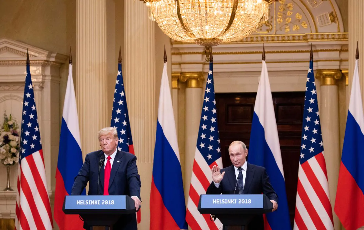 President Donald Trump (L) and Russian President Vladimir Putin during a joint press conference after their summit in Helsinki, Finland, on July 16, 2018. (Samira Bouaou/Epoch Times)