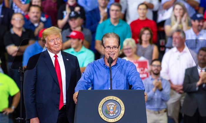 Senate hopeful Mike Braun speaks at President Donald Trump’s Make America Great Again rally in Evansville, Ind., on Aug. 30, 2018. (Hu Chen/The Epoch Times)