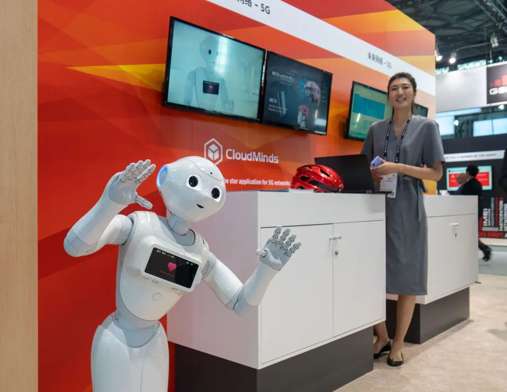 An AI robot developed by Chinese company CloudMinds, at the Mobile World Conference in Shanghai on June 27, 2018. (AFP/Getty Images)