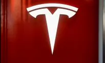 Tesla Cybertruck Production Delayed Until Next Year