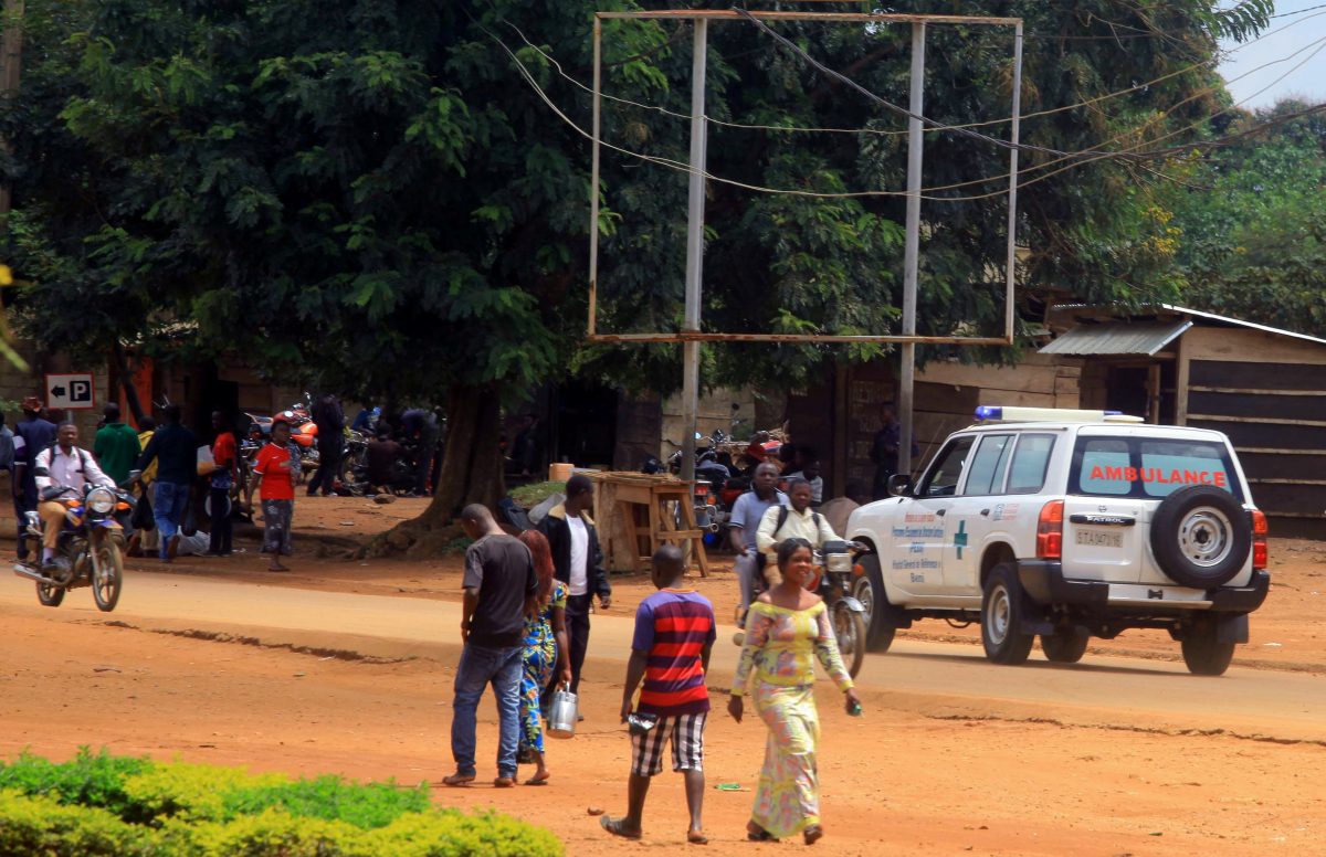 An ambulance drives through a street in the town of Beni in North Kivu province of the Democratic Republic of Congo, August 2, 2018. (Reuters/Samuel Mambo)