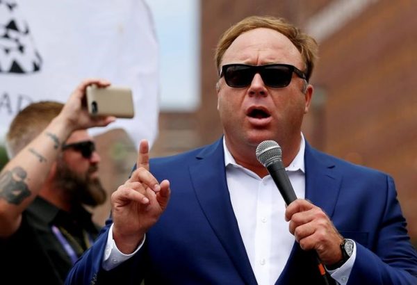 Alex Jones from Infowars.com speaks during a rally in support of Republican presidential candidate Donald Trump near the Republican National Convention in Cleveland, Ohio, U.S., on July 18, 2016. (Reuters/Lucas Jackson)