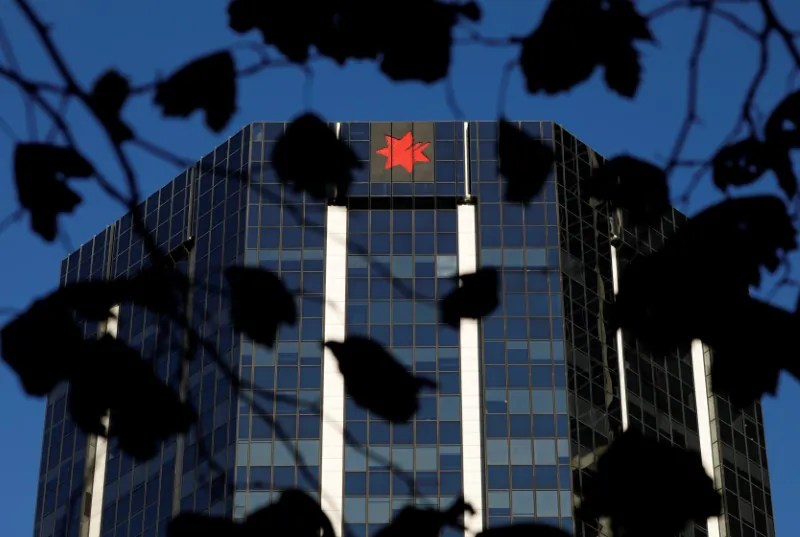 Bank of Queensland (BOQ) has signed a $1.325 billion deal to acquire ME bank on Feb 22, paving its way to challenge the big four dominance. (Reuters/Edgar Su)