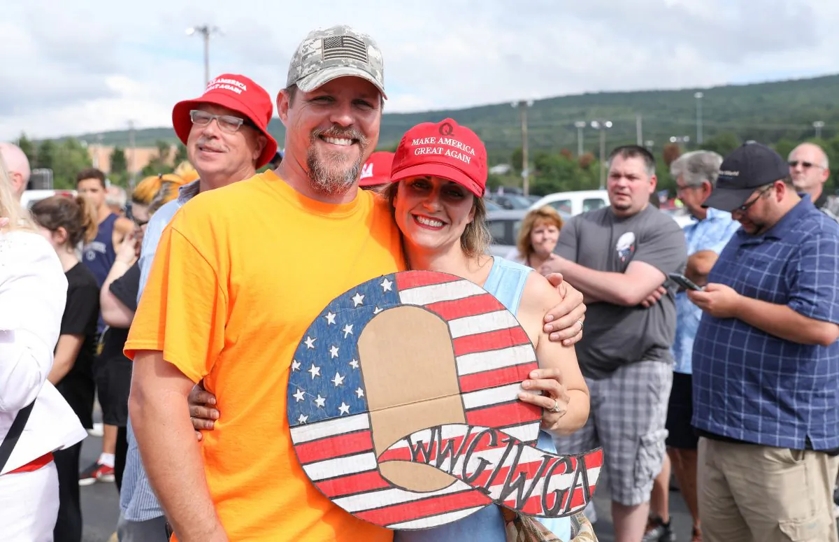 Francesca and David Spotts before a Make America Great Again rally in Wilkes-Barre, Penn., on Aug. 2, 2018. (Samira Bouaou/The Epoch Times)