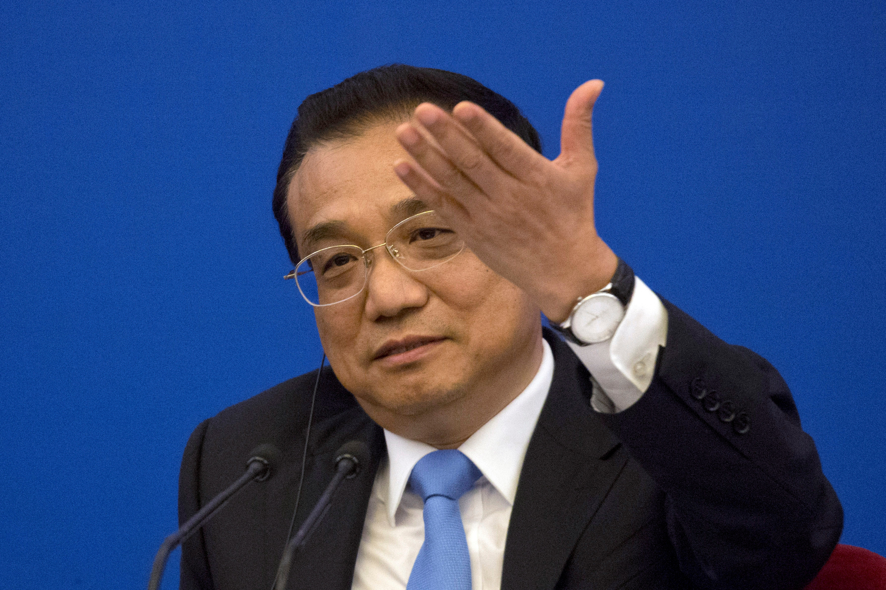 Chinese Premier Meets With Business Leaders in Chengdu Seeking Support for Imperiled EU-China Trade Deal - Vimarsana News