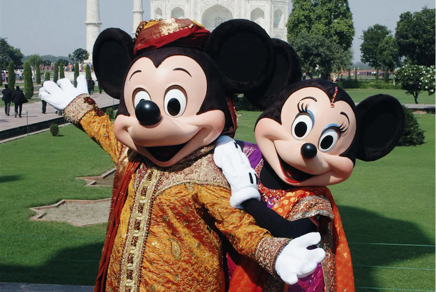 Mickey and Minnie in traditional Indian attire on October 30, 2008. (Brijesh Singh/AFP/Getty Images)