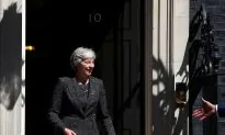 Goldman Sachs Predicts UK Avoiding ‘No Deal’ Brexit