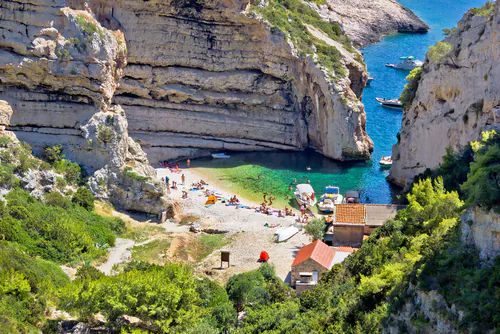 Mamma Mia! Here Come the Tourists Again