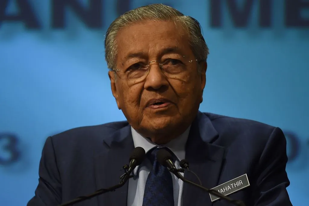 Malaysia's Prime Mininster Mahathir Mohamad addresses a press conference at the prime minister's office in Putrajaya, on Aug. 13, 2018. (Manan Vatsyayana/AFP/Getty Images)