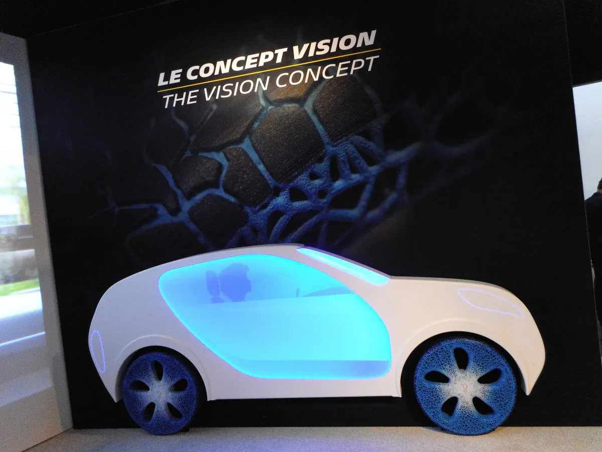 Michelin Movin'On VISION Concept. (By Benjamin Yong)