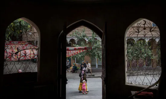 China’s Peaceful Muslims Fight Back