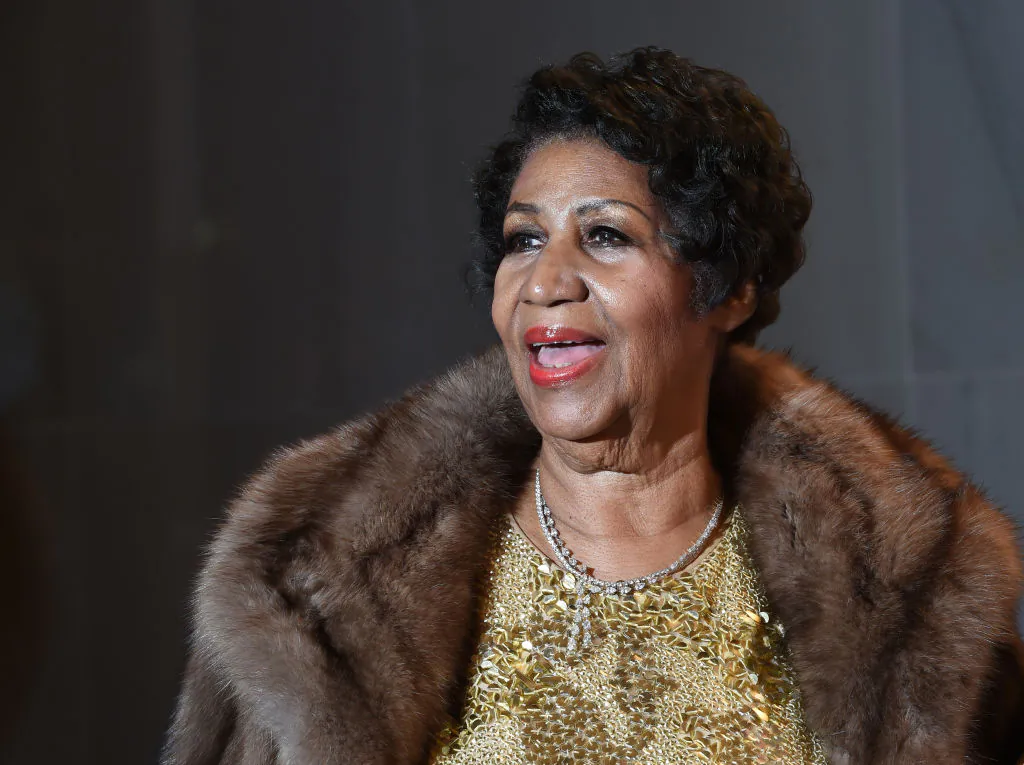 Aretha Franklin poses on the red carpet. (Molly Riley/AFP/Getty Images)