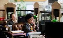 More Bank Runs Worry Chinese Regulators, Investors