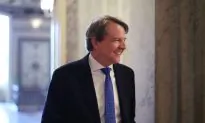 Trump Blasts New York Times for ‘Fake’ Story on White House Counsel