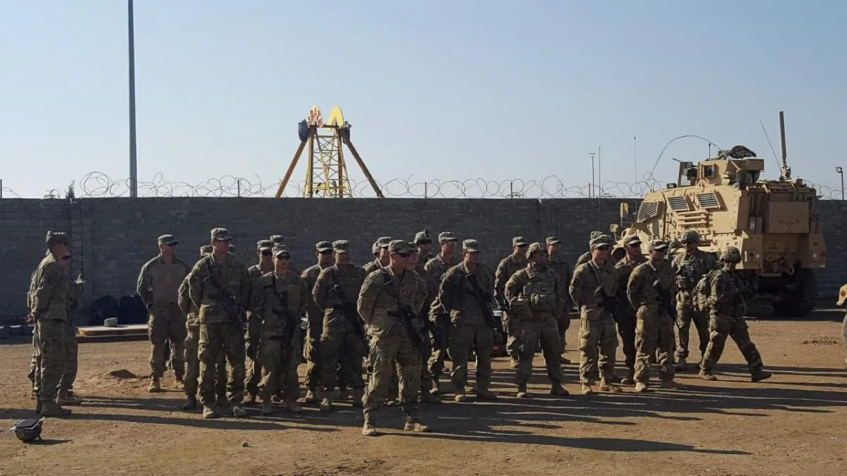 U.S. soldiers gather at a military base north of Mosul, Iraq, January 4, 2017. (REUTERS/Stephen Kalin /File Photo)