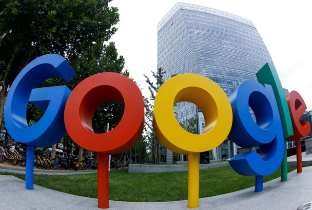 The brand logo of Alphabet Inc's Google is seen outside its office in Beijing, China August 8, 2018. (Reuters/Thomas Peter)