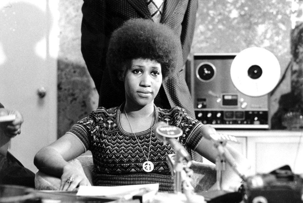Aretha Franklin at a press conference in 1973