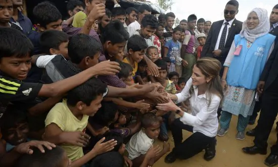 Cultures Clash in Europe Over Muslims Refusing to Shake Hands With Members of the Opposite Sex