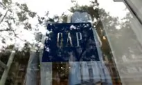 Online Clothing Retailers Hunt for Better Fit to Cut Costly Returns