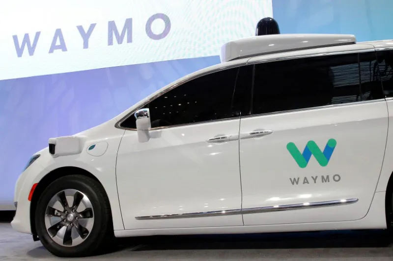 Waymo unveils a self-driving Chrysler Pacifica minivan during the North American International Auto Show in Detroit, Michigan, U.S., January 8, 2017.  (Reuters/Brendan McDermid)