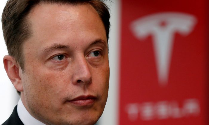 Tesla Motors Inc Chief Executive Elon Musk pauses during a news conference in Tokyo on September 8, 2014.    (Toru Hanai/REUTERS)